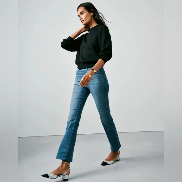 Spanx EveryWear Kick Flare Jeans in Vintage Indigo Size 1X Petite - Picture 1 of 6